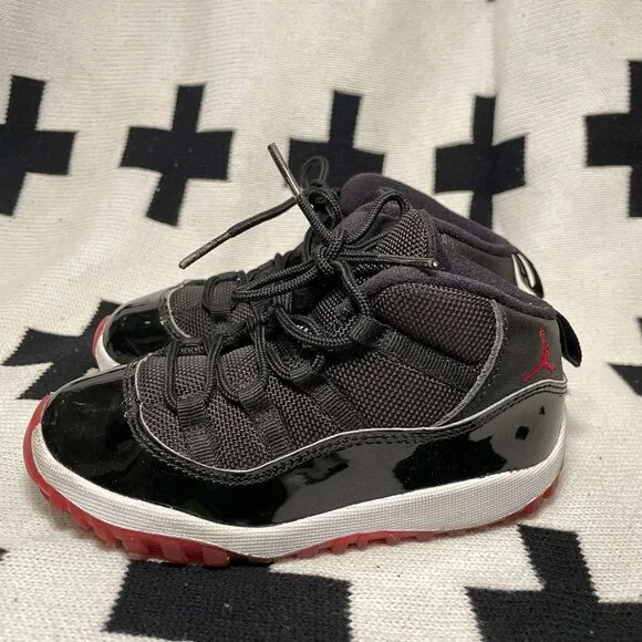 Toddler Nike Air Jordan 11 Retro "Bred" – Size 10C - Picture 1 of 12